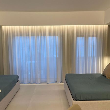 La Finestra Sul Mare Modern Apartment Giardini-Naxos Exterior foto